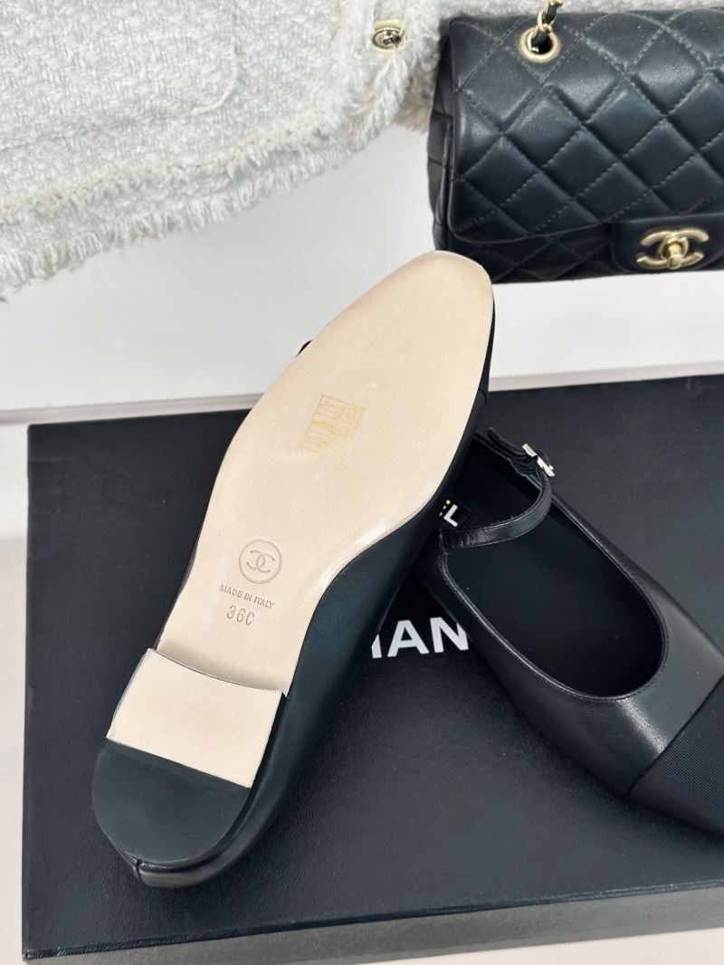 Chanel Low Shoes